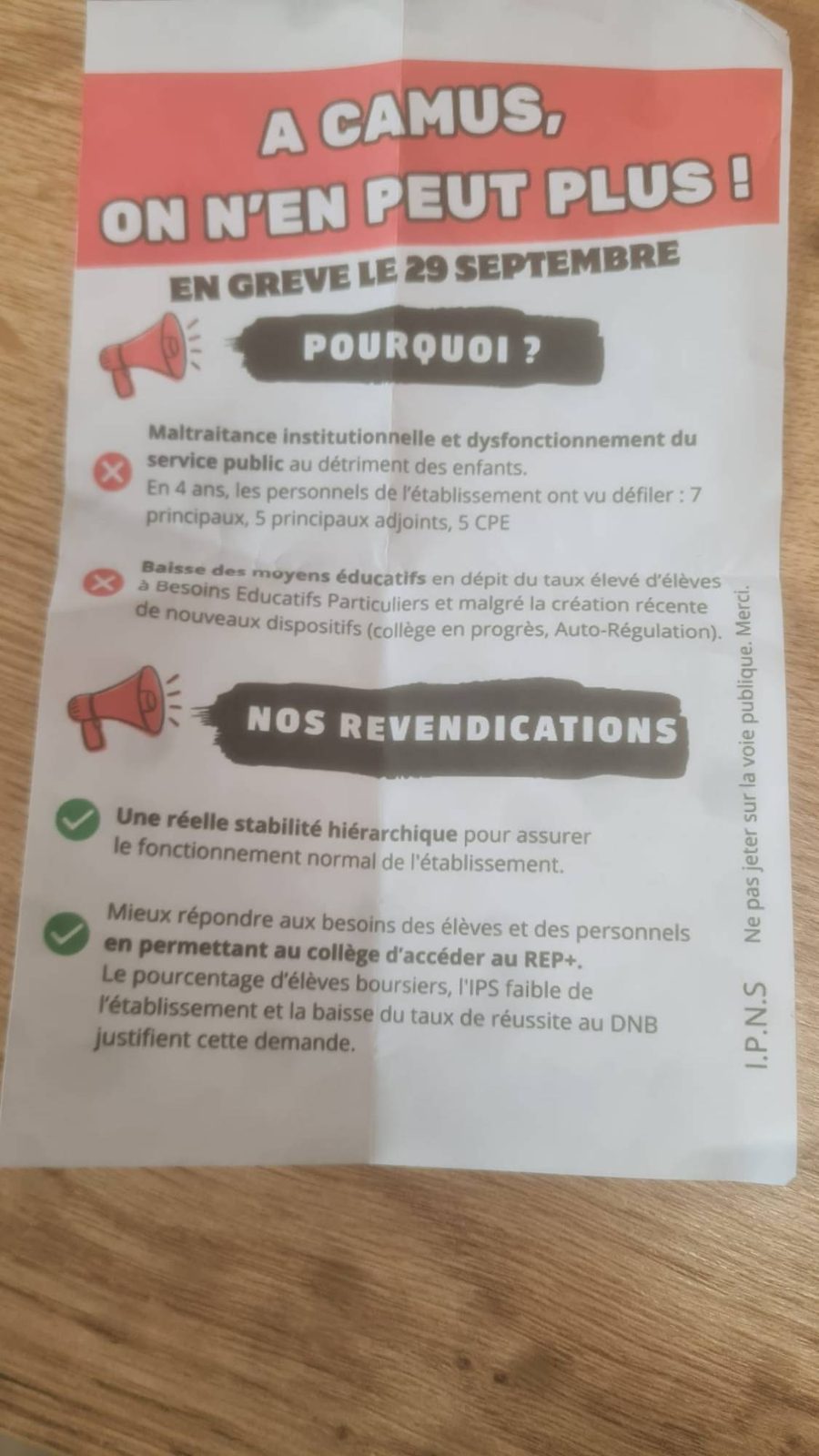 Tract « A Camus, on n'en peut plus ! En grève le 29 septembre » avec les revendications des personnels